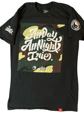 'All Day All Night’ T&C Surf t-shirt men’s small Black Camo Graphic Tee